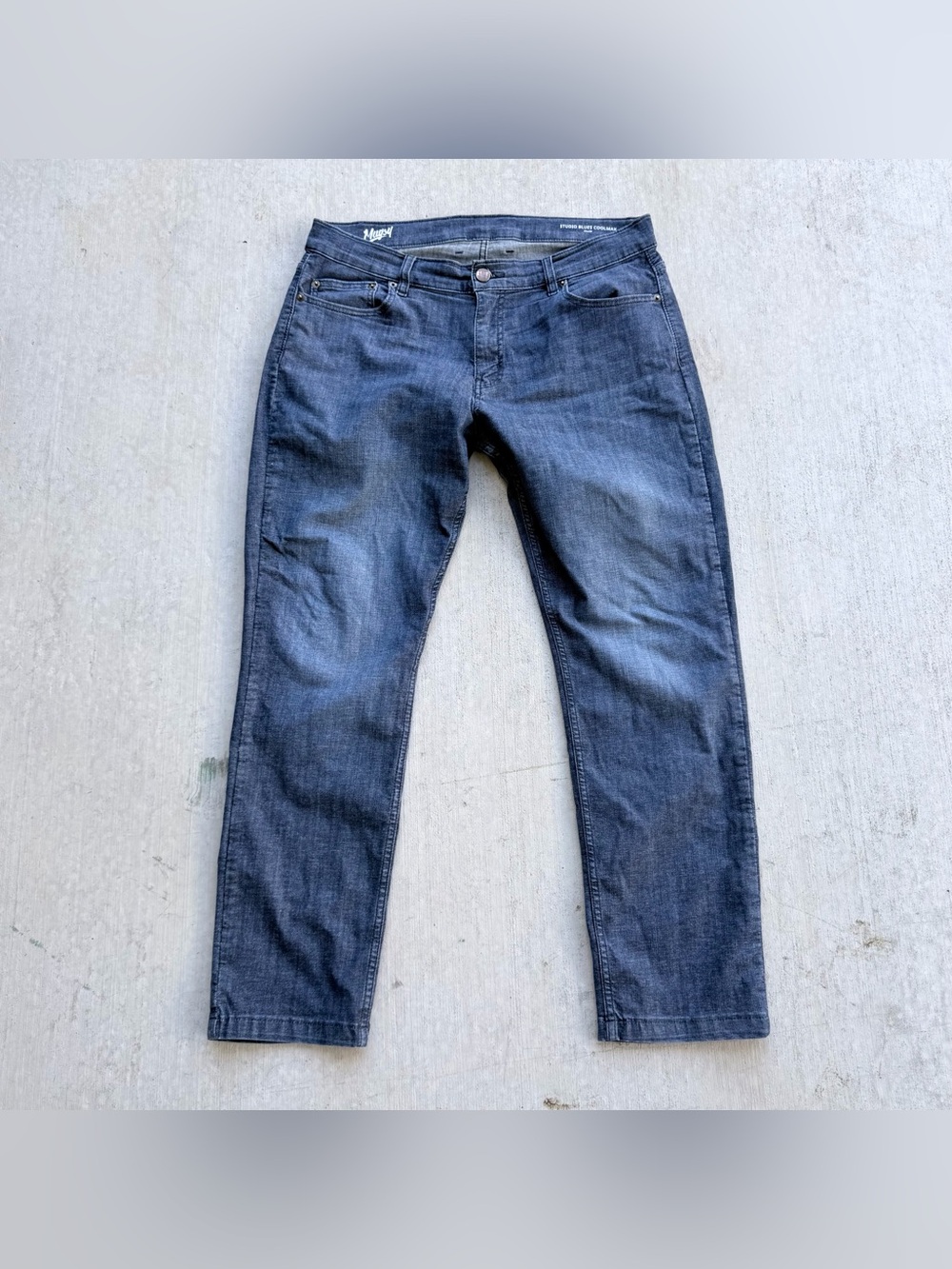 Mugsy Jeans Studio Blue Coolmax Stretch Men Size 35x30